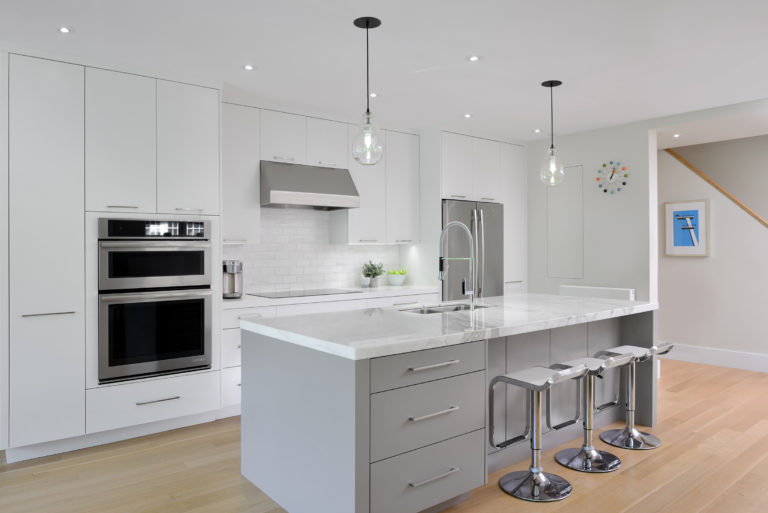 Welland Contemporary Kitchen