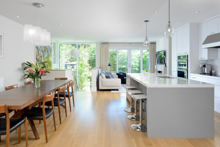 Welland Contemporary Kitchen