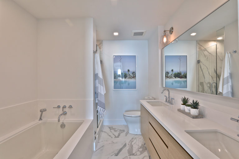 Scrivener Square Condominium Master Bathroom